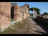 05573 ostia - regio iii - cardo degli aurighi - blick ri osten.jpg